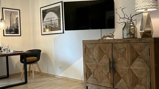 Apartments in Roma Municipio VII – Appio-Latino/Tuscolano/Cinecittà - photo 4