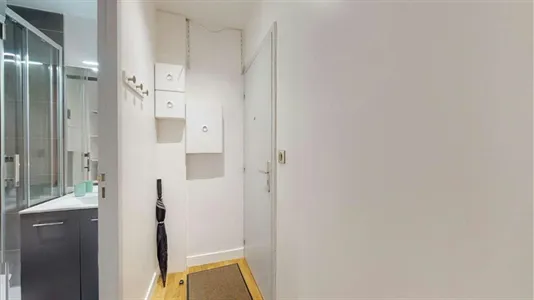 Apartments in Lyon - photo 2