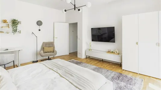 Apartments in Berlin Steglitz-Zehlendorf - photo 4