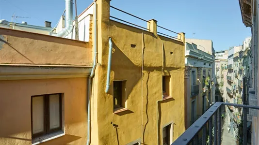 Apartments in Barcelona Ciutat Vella - photo 7