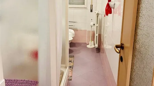 Rooms in Milano Zona 8 - Fiera, Gallaratese, Quarto Oggiaro - photo 5