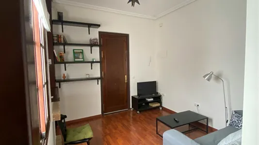 Apartments in El Fontanal - photo 2