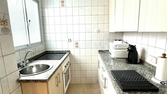 Rooms in Málaga - photo 8