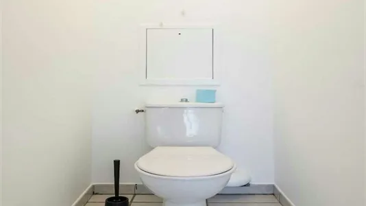 Rooms in Lyon - photo 7