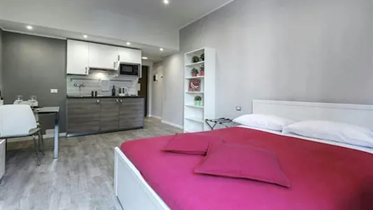 Apartments in Milano Zona 8 - Fiera, Gallaratese, Quarto Oggiaro - photo 2