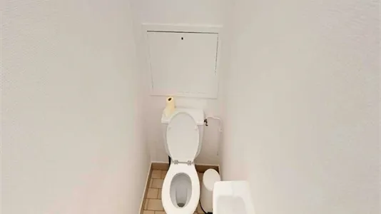 Rooms in Lyon - photo 10