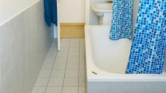 Rooms in Milano Zona 8 - Fiera, Gallaratese, Quarto Oggiaro - photo 5