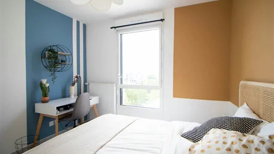 Rooms in Lyon - photo 2