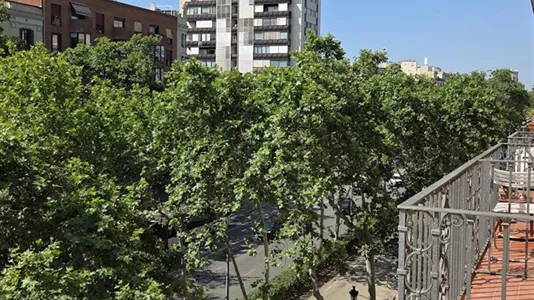 Rooms in Barcelona Eixample - photo 10