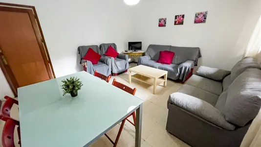 Rooms in Enramadilla - photo 7