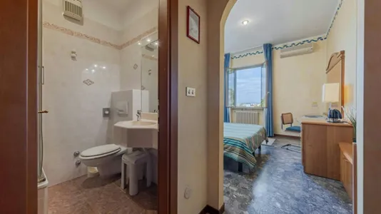 Rooms in Novara - photo 6