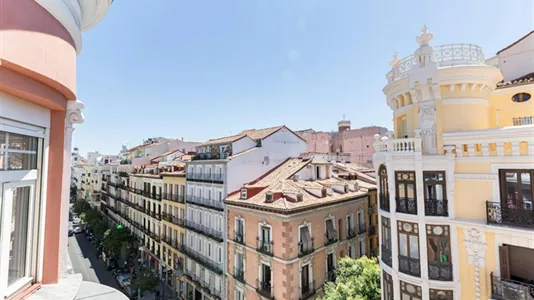 Apartments in Madrid Centro - photo 6