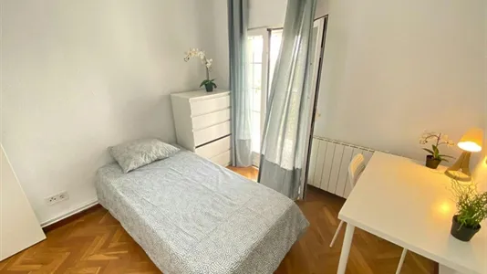 Rooms in Madrid Puente de Vallecas - photo 2