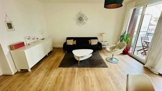 Apartments in Lyon - photo 4