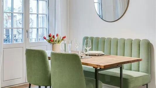 Apartments in Barcelona Ciutat Vella - photo 9