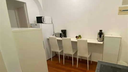 Rooms in Madrid Chamberí - photo 10