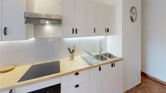 Rooms in Lyon - photo 9