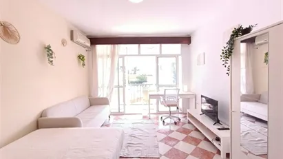Room for rent in Los Bermejales, Andalucía