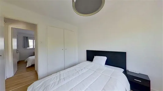Rooms in Toulon - photo 2