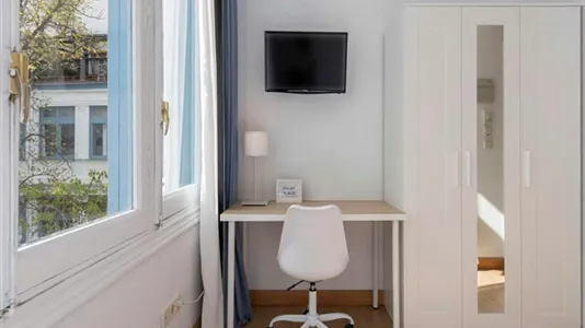 Rooms in Madrid Centro - photo 4