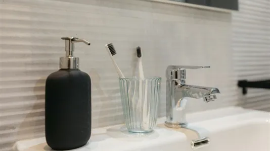 Rooms in Valencia L'Eixample - photo 10