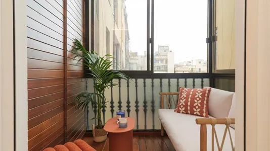 Rooms in Barcelona Eixample - photo 4
