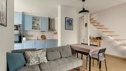 Apartment for rent in Almada, Setúbal (Distrito)