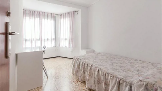 Rooms in Elche/Elx - photo 1