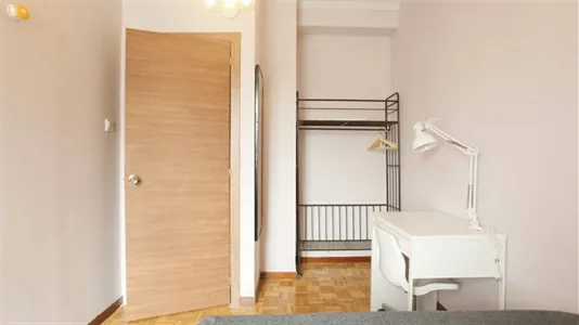 Rooms in Madrid Chamartín - photo 3