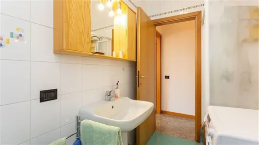 Rooms in Bernate Ticino - photo 8