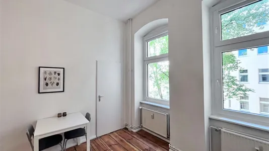 Apartments in Location is not specified - photo 8