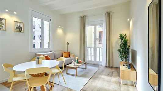 Apartments in Barcelona Ciutat Vella - photo 2