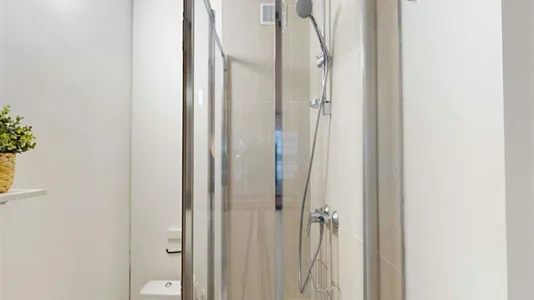 Rooms in Paris 15ème arrondissement - photo 2