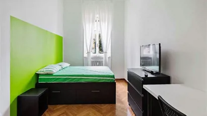 Room for rent in Milano Zona 4 - Vittoria, Forlanini, Milan