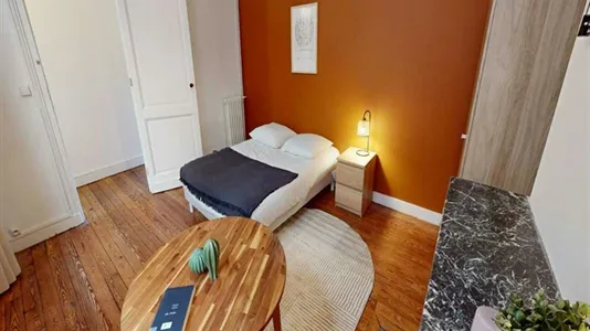Rooms in Bordeaux - photo 2