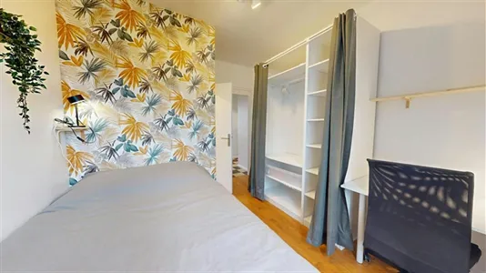 Rooms in Lyon - photo 4