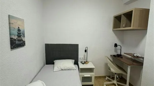 Rooms in Mislata - photo 3