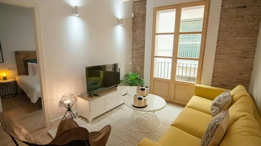 Apartments in Barcelona Ciutat Vella - photo 4