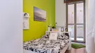 Room for rent, Bologna, Emilia-Romagna, Viale Giovanni Vicini