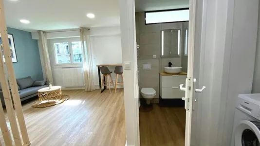 Apartments in Lyon - photo 2