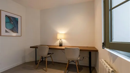 Apartments in Barcelona Ciutat Vella - photo 6