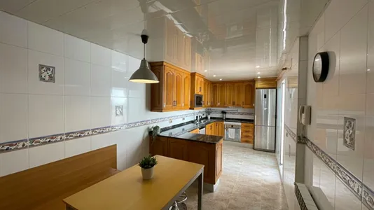 Rooms in Esplugues de Llobregat - photo 9