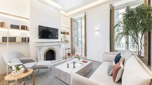 Apartments in Madrid Centro - photo 2