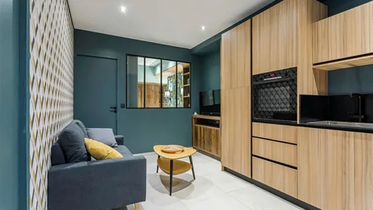 Apartments in Lyon - photo 2