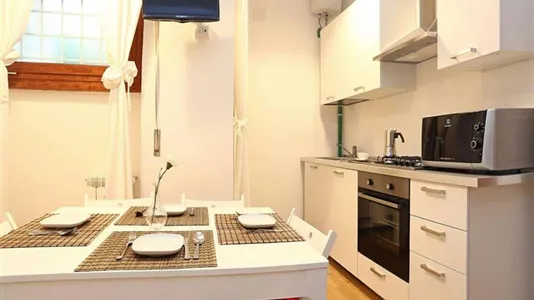 Rooms in Roma Municipio XIV – Monte Mario - photo 9