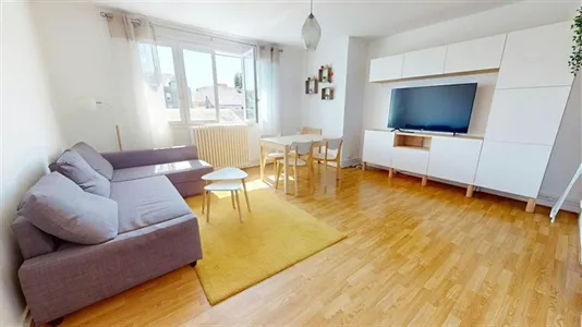 Apartments in Rouen - photo 2