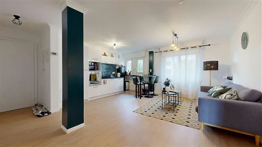 Rooms in Saint-Julien-en-Genevois - photo 8