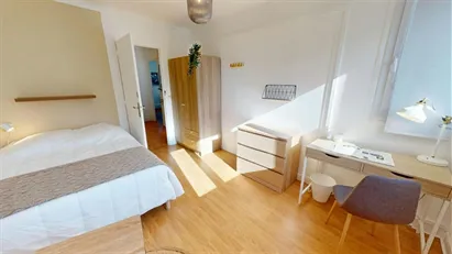 Room for rent in Paris 17ème arrondissement, Paris