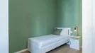 Room for rent, Florence, Toscana, &lt;span class=&quot;blurred street&quot; onclick=&quot;ProcessAdRequest(14254276)&quot;&gt;&lt;span class=&quot;hint&quot;&gt;See streetname&lt;/span&gt;[xxxxxxxxxxxxx]&lt;/span&gt;