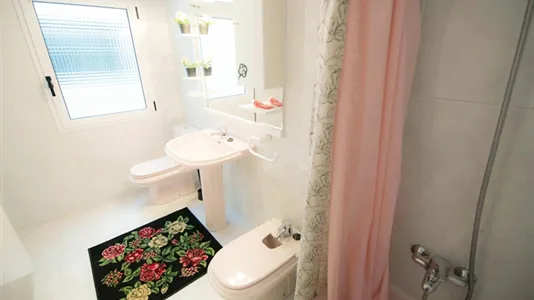 Rooms in Bilbao - photo 10